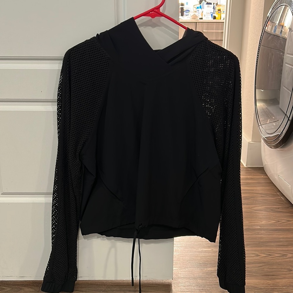 Lululemon black hoodie size 6